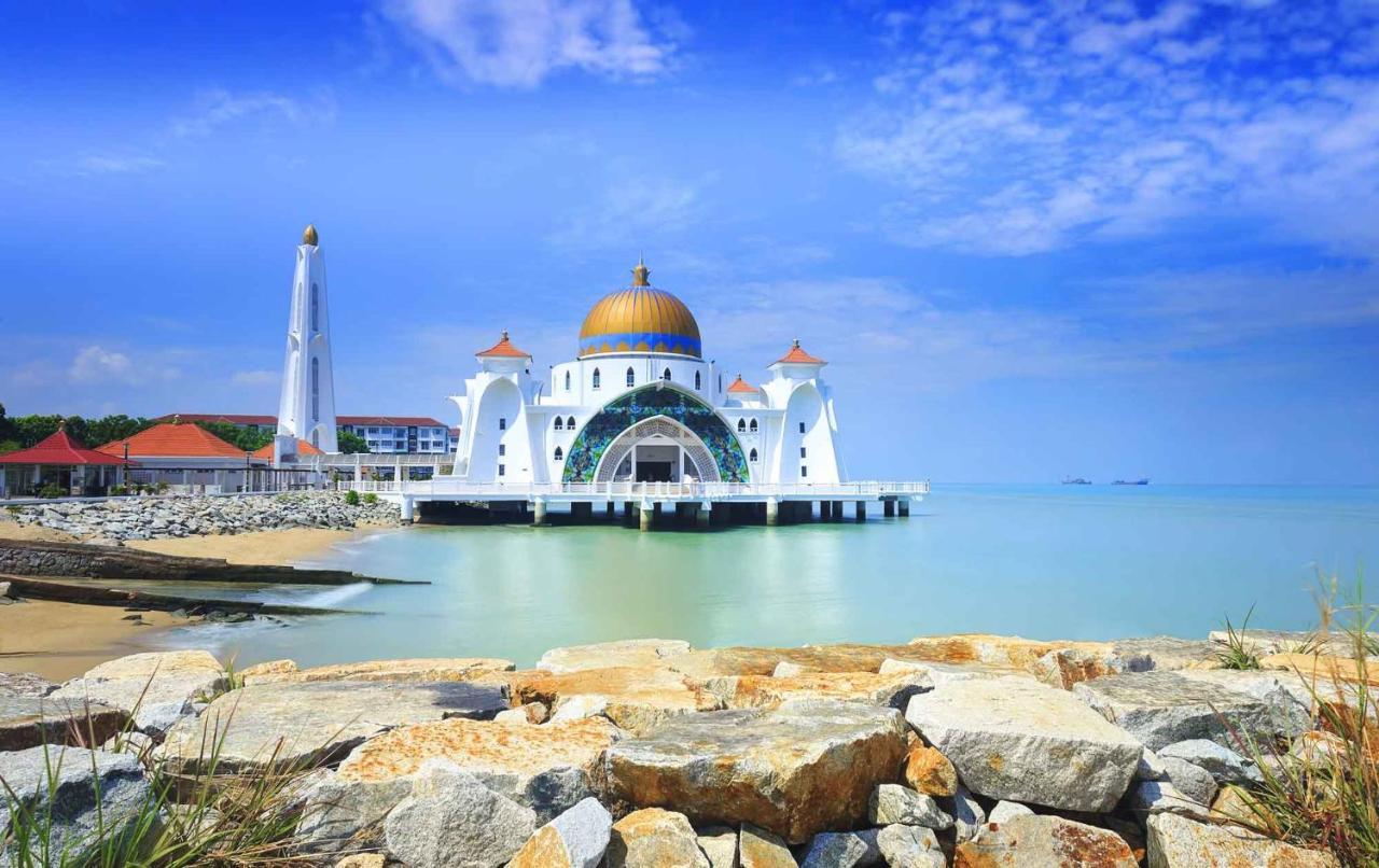 Atlantis Residence Melaka By Ggm Exterior photo